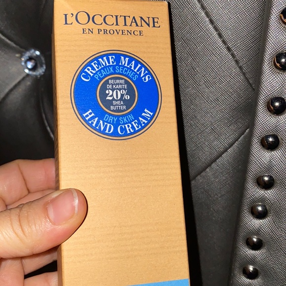 COPY - COPY - Loccitane Shea Butter Hand Cream - Picture 5 of 5